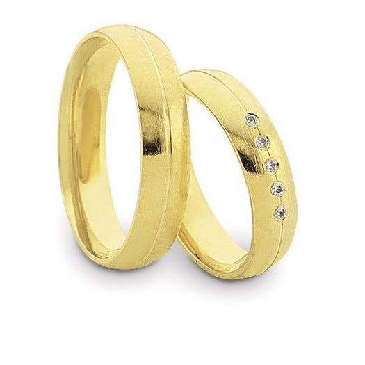 Unikke Nuran vielsesringe i 8 eller 14 kt guld med 5 diamanter på damering og stilren herrevariant.